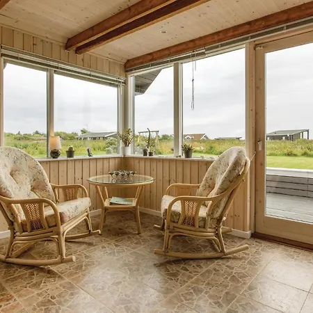 Three-bedroom In Sjallands Odde