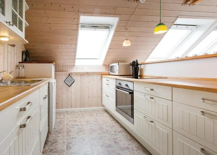 Three-bedroom In Sjallands Odde Yderby