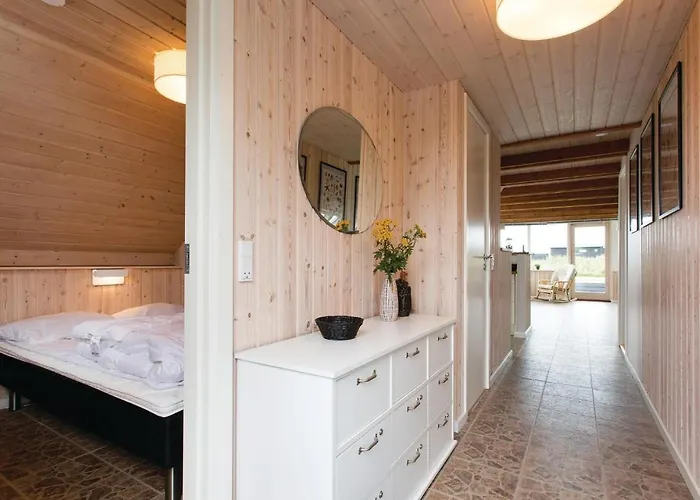 Three-bedroom In Sjallands Odde